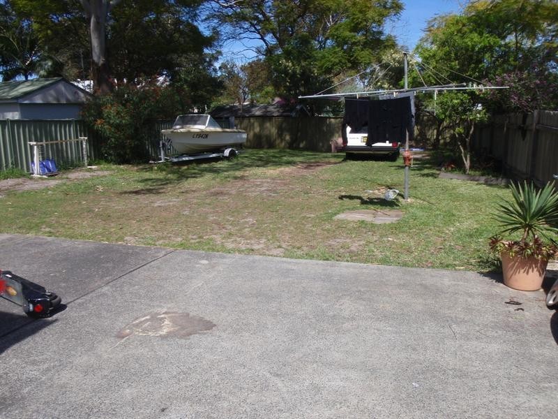 30 Gallipoli Avenue, Blackwall NSW 2256