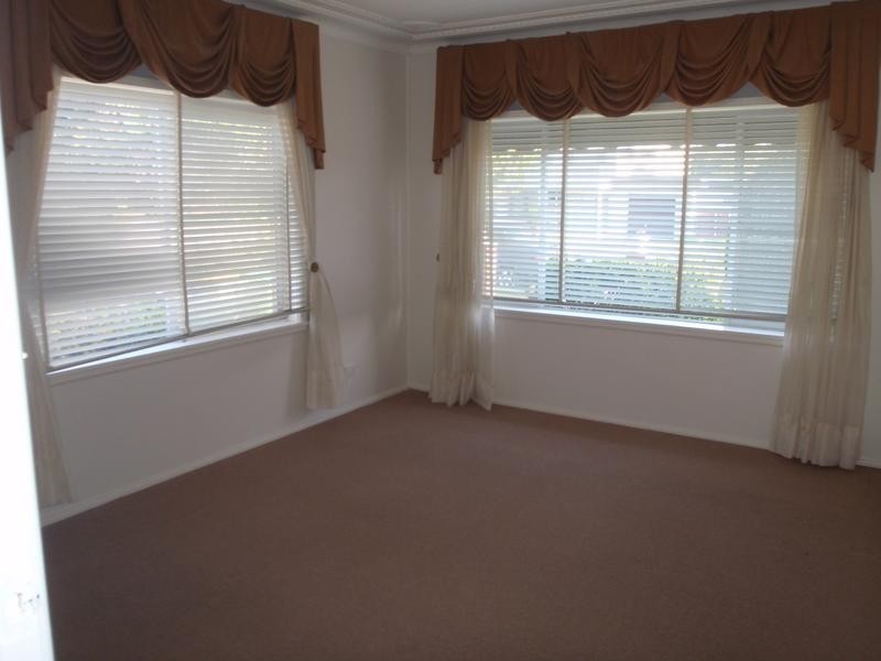 3 Azalea Ave, Woy Woy NSW 2256
