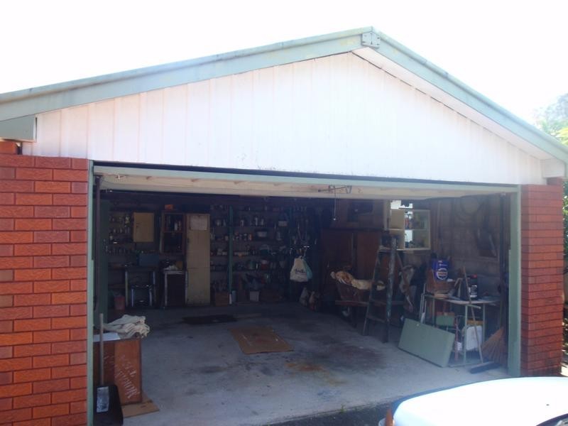 7 Azalea Ave, Woy Woy NSW 2256