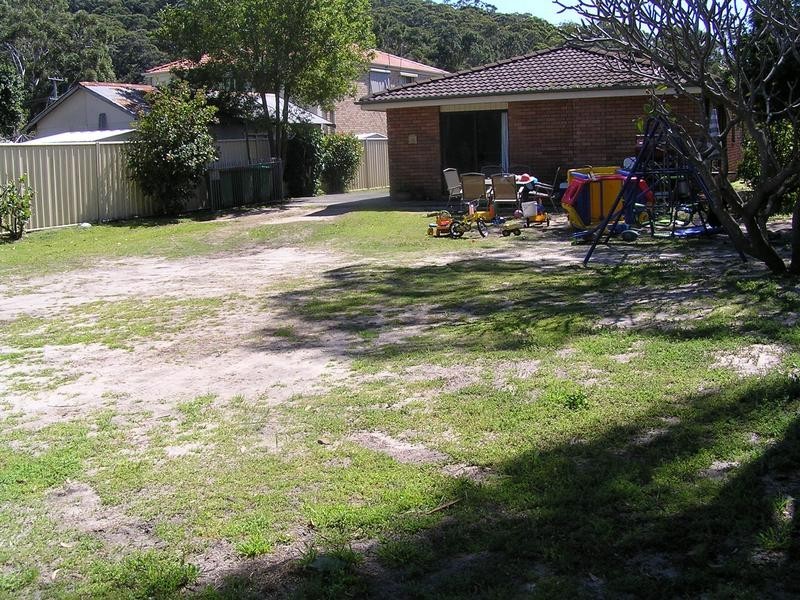 24 Flathead Rd, Ettalong Beach NSW 2257