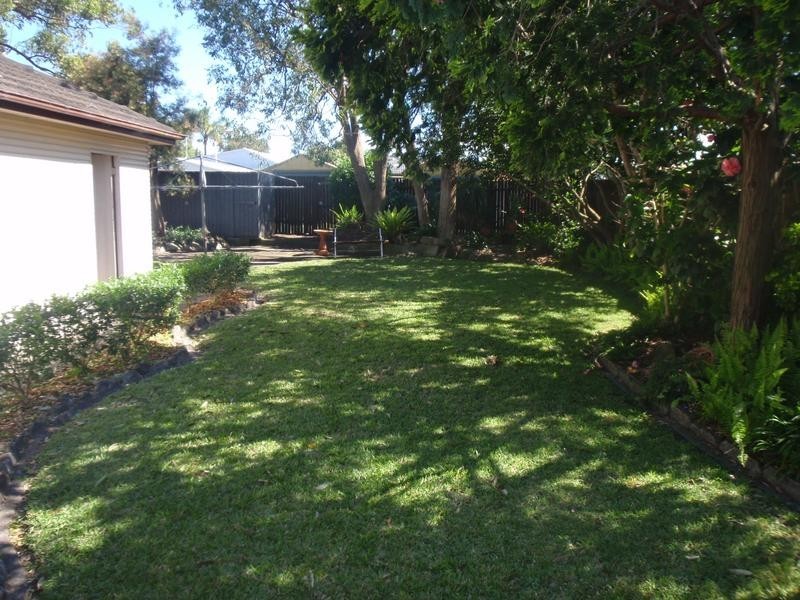 23 Birdwood Ave, Umina Beach NSW 2257