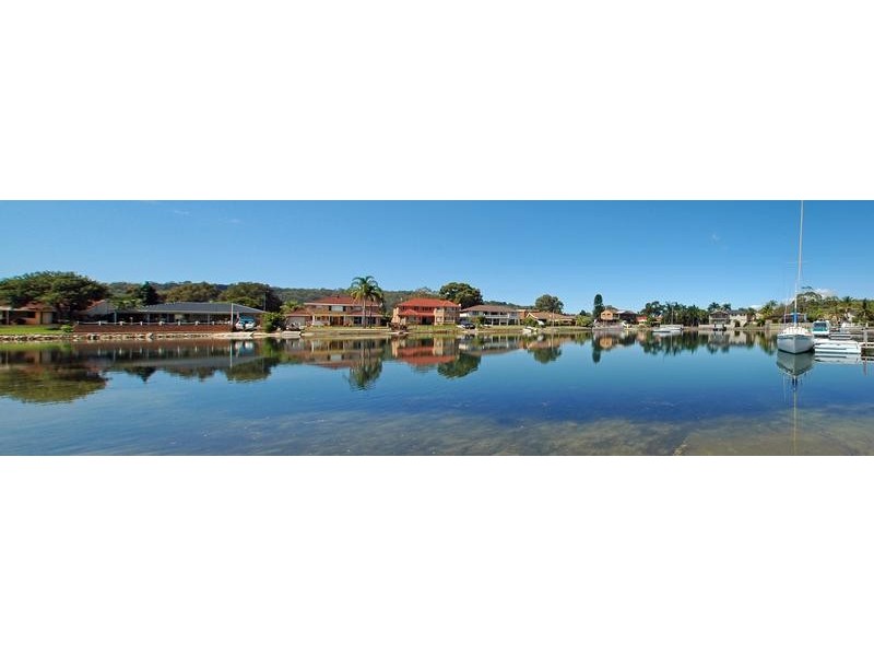 4 Mooring Place, St Huberts Island NSW 2257