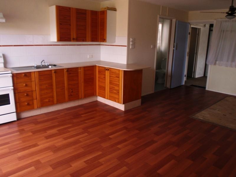 Cabin @ 24 Uligandi Street, Ettalong Beach NSW 2257