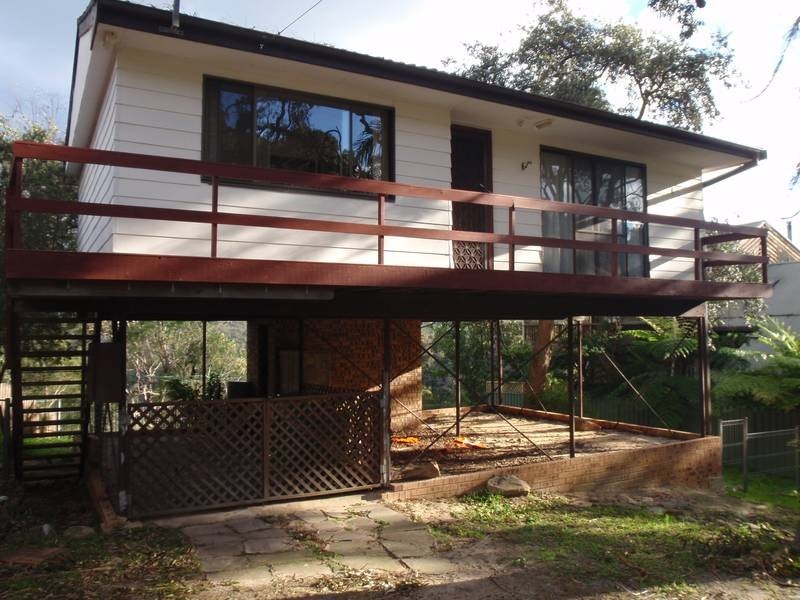 25 Castle Circuit, Umina Beach NSW 2257