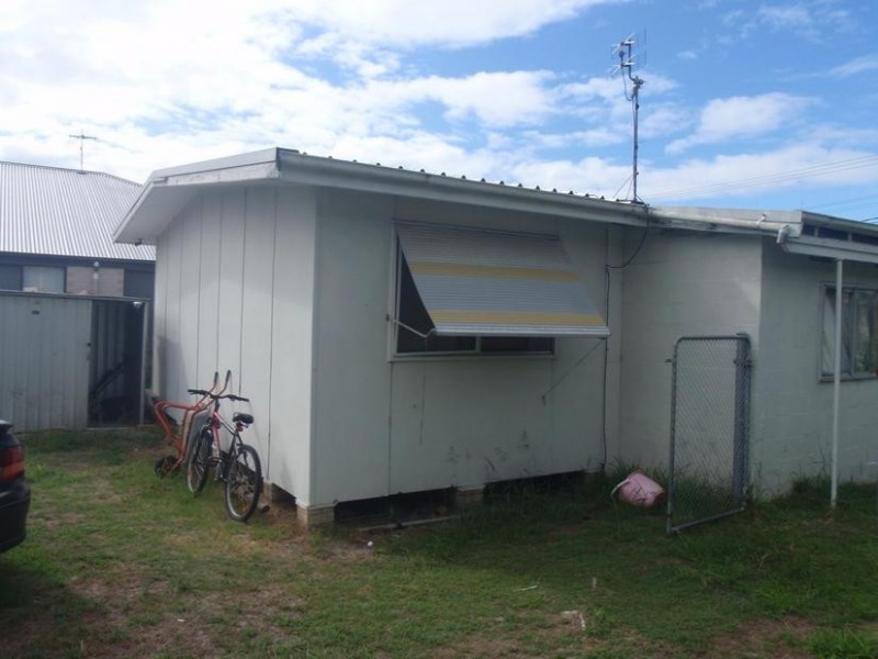 60 Dunban Rd, Woy Woy NSW 2256