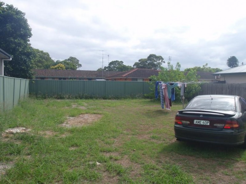 60 Dunban Rd, Woy Woy NSW 2256
