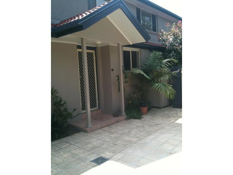 14/64 Althorp St, East Gosford NSW 2250