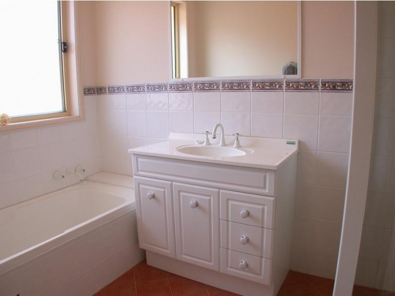 14/64 Althorp St, East Gosford NSW 2250