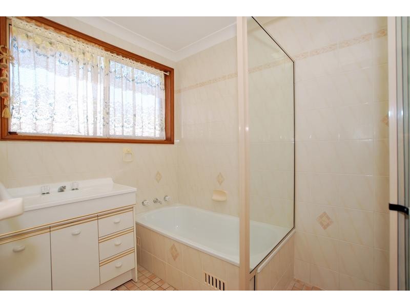 2/18 Bream Rd, Ettalong Beach NSW 2257