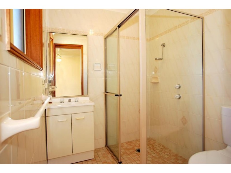 2/18 Bream Rd, Ettalong Beach NSW 2257