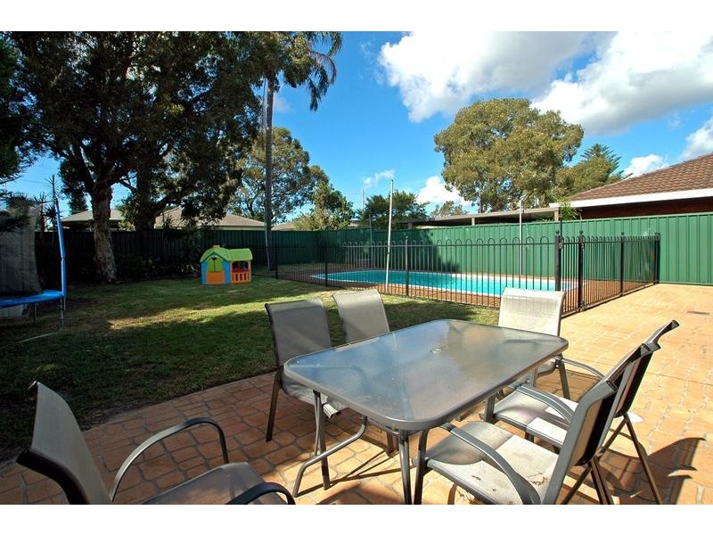 14 Lovell Rd, Umina Beach NSW 2257