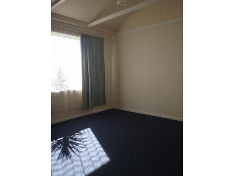 9 Bayview Cres, Blackwall NSW 2256