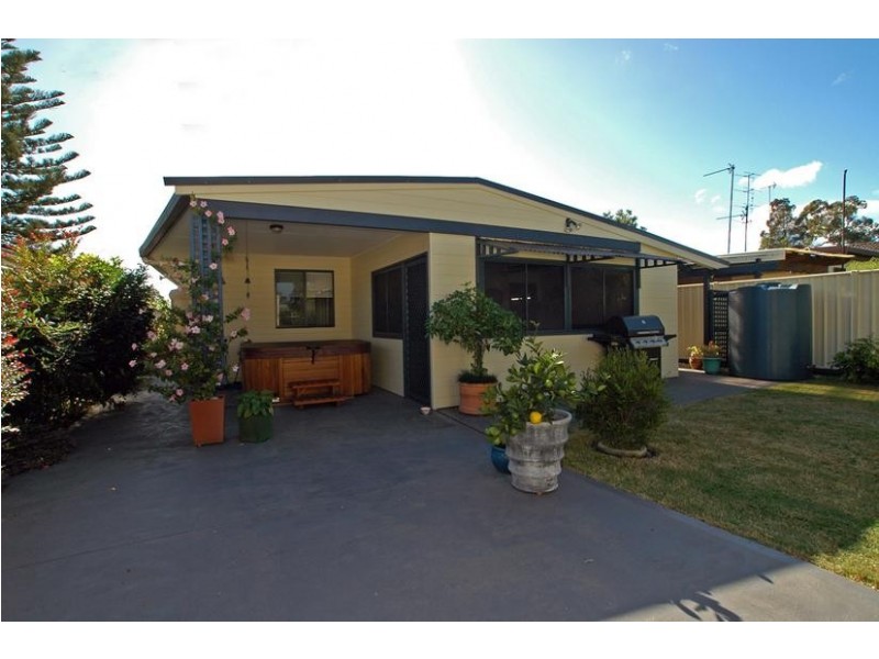 74 Pozieres Ave, Umina Beach NSW 2257