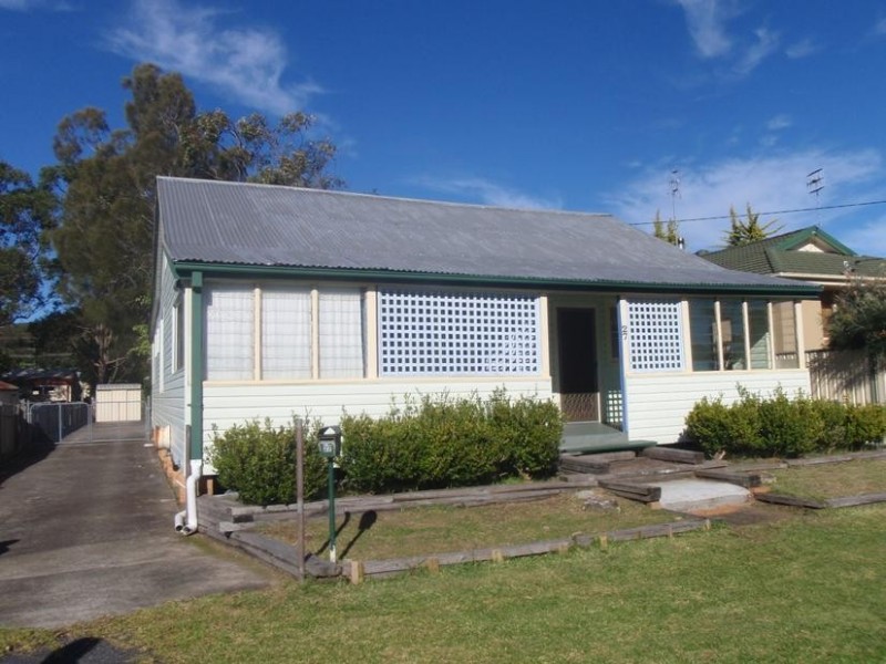 27 Boongala Ave, Empire Bay NSW 2257