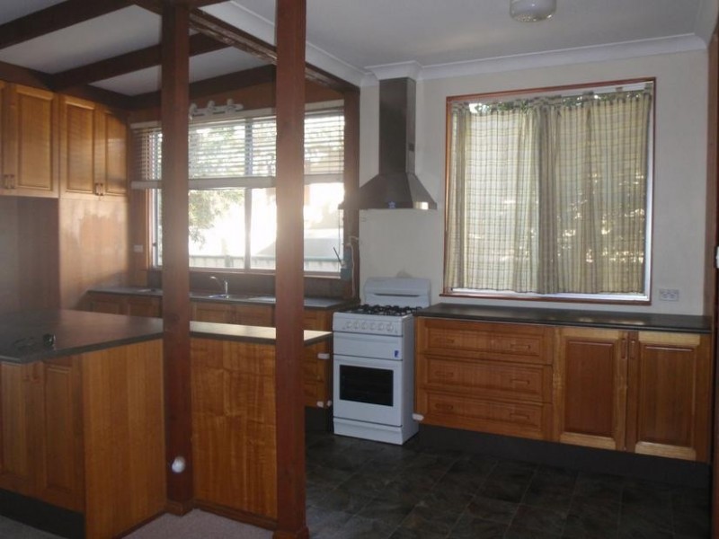 27 Boongala Ave, Empire Bay NSW 2257