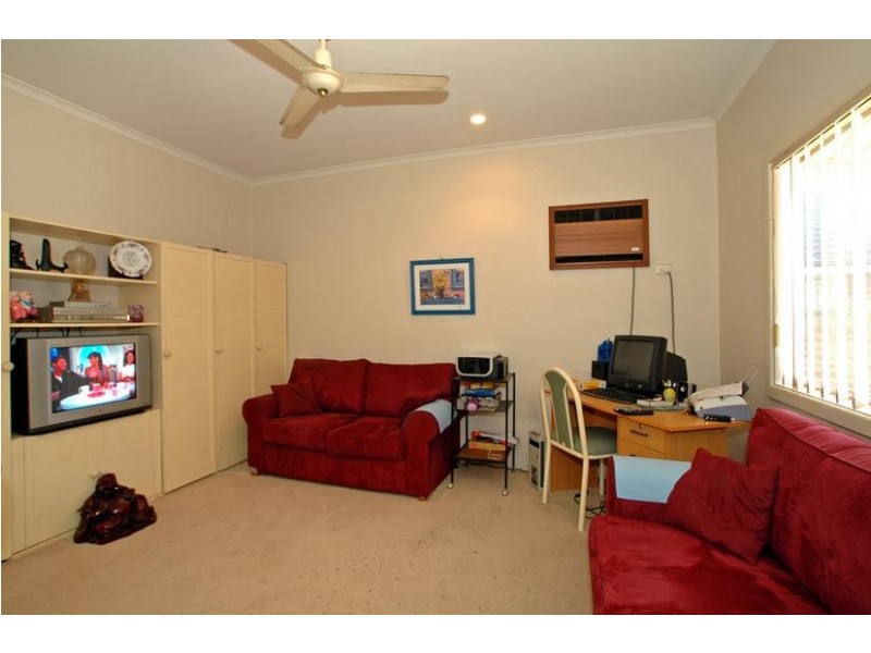 142a Bourke Rd, Umina Beach NSW 2257