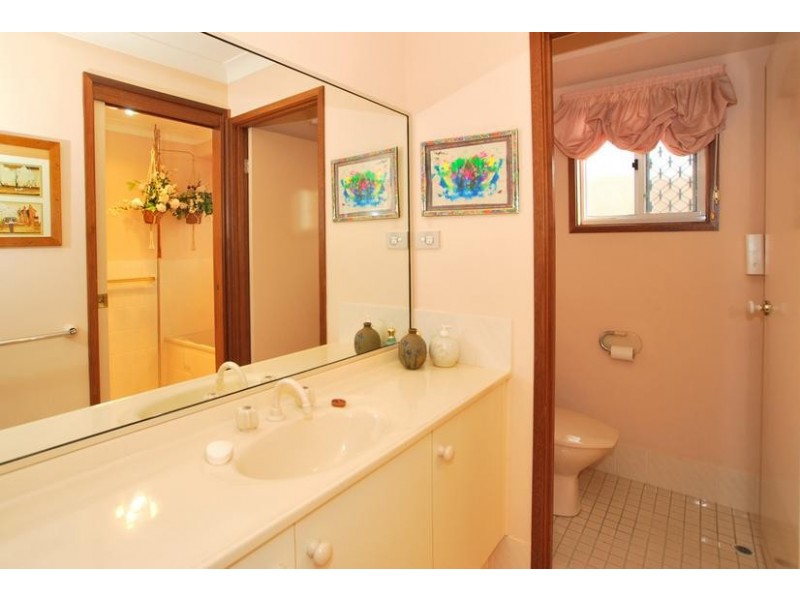 53 Reeves St, Narara NSW 2250