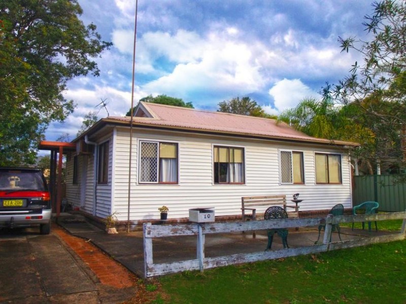 10 Palm St, Ettalong Beach NSW 2257