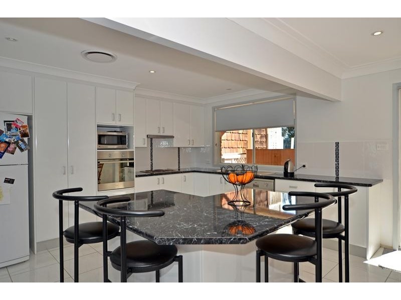 85 Daley Ave, Daleys Point NSW 2257