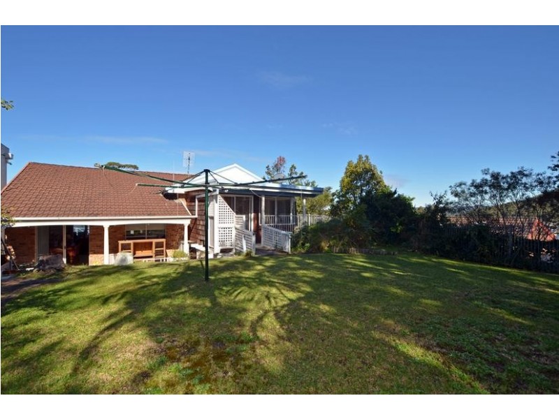 85 Daley Ave, Daleys Point NSW 2257