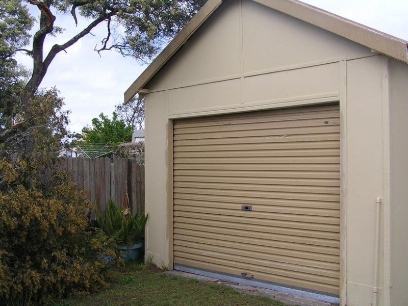 29 Barrenjoey Rd, Ettalong Beach NSW 2257