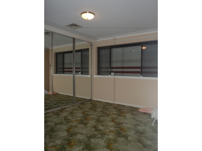 9 Elanora Rd, Umina Beach NSW 2257