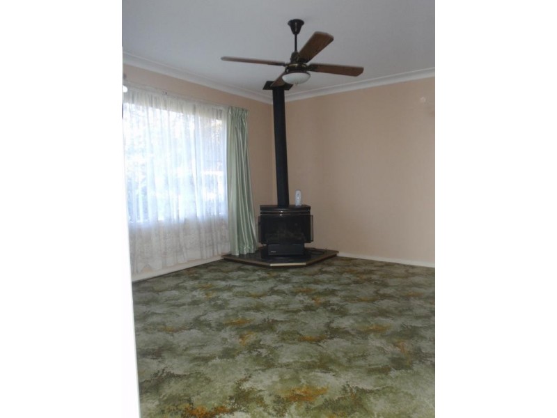 9 Elanora Rd, Umina Beach NSW 2257