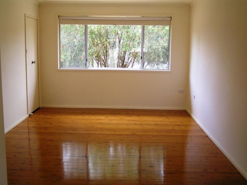 2/9 Farnell Rd, Woy Woy NSW 2256