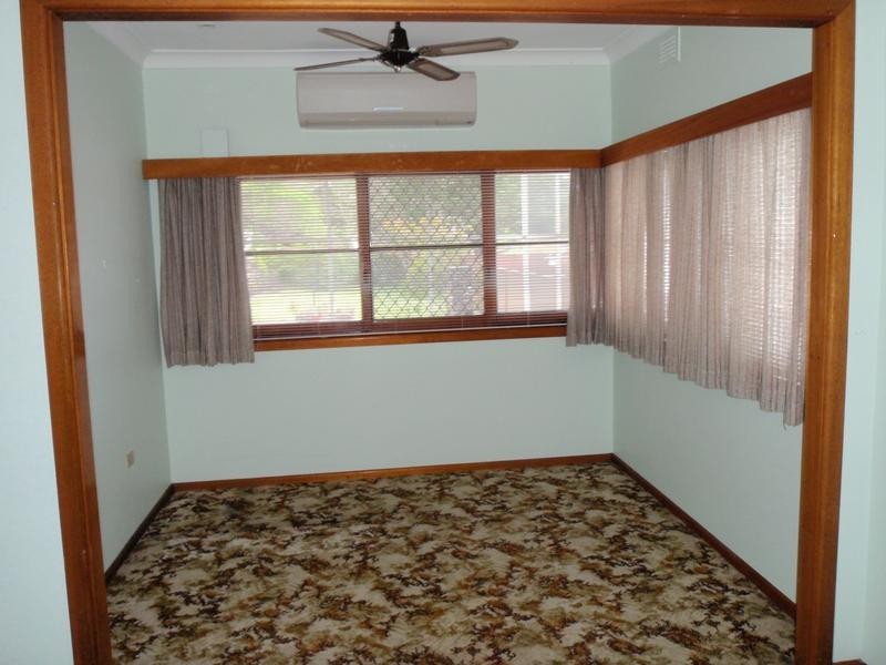 15 Bangalow St, Ettalong Beach NSW 2257