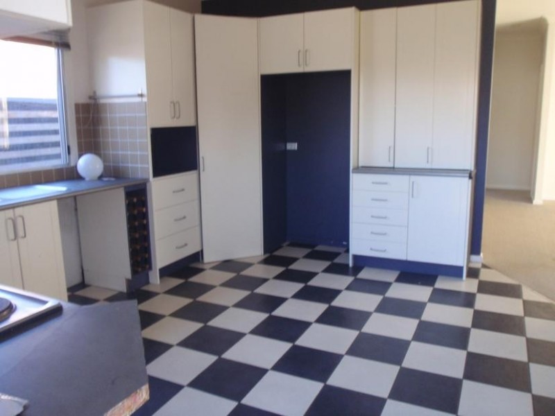 86 Barrenjoey Rd, Ettalong Beach NSW 2257