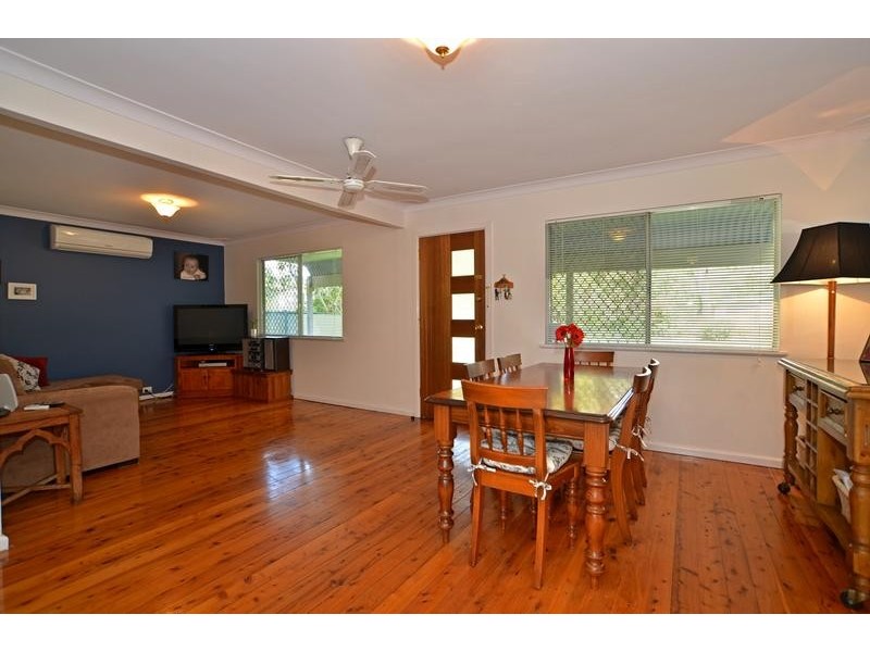 5 Hillview St, Woy Woy NSW 2256