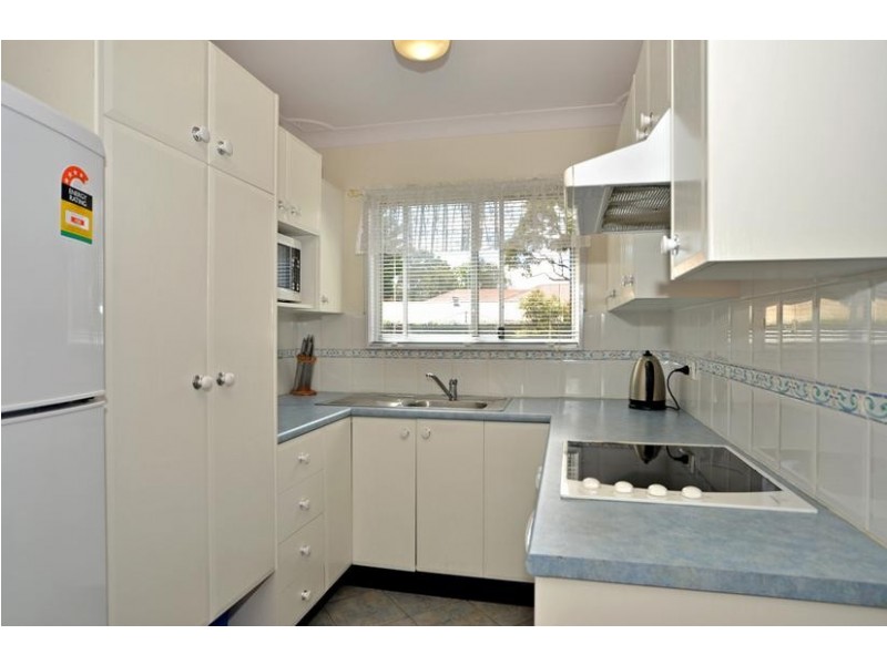 5 Hillview St, Woy Woy NSW 2256