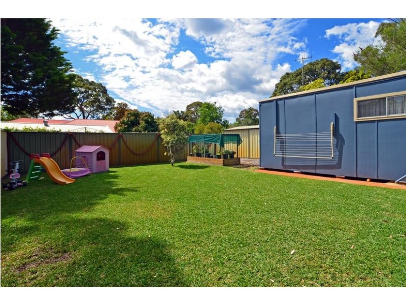 5 Hillview St, Woy Woy NSW 2256