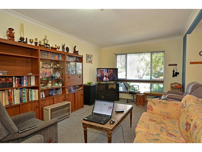 17 Kahibah Rd, Umina Beach NSW 2257