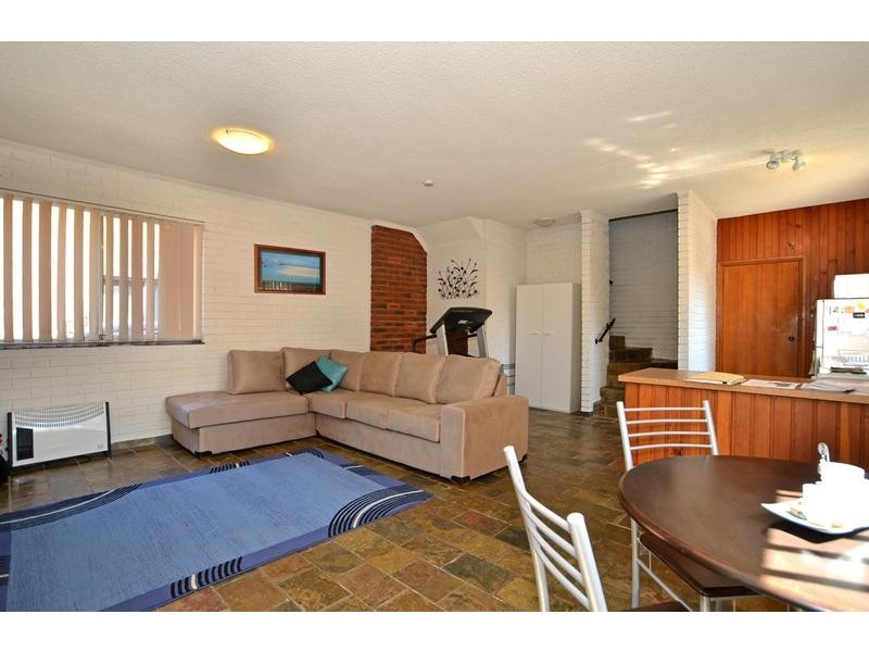 2/62 Schnapper Rd, Ettalong Beach NSW 2257