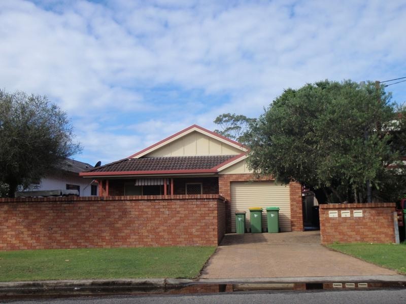 2/8 Pacific Ave, Ettalong Beach NSW 2257