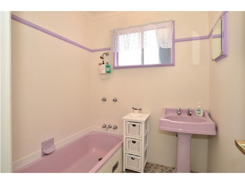 5 Hillview Street, Woy Woy NSW 2256