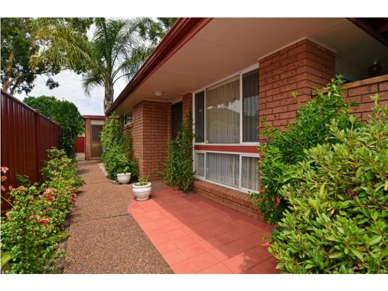 2/98 Springwood St, Ettalong Beach NSW 2257