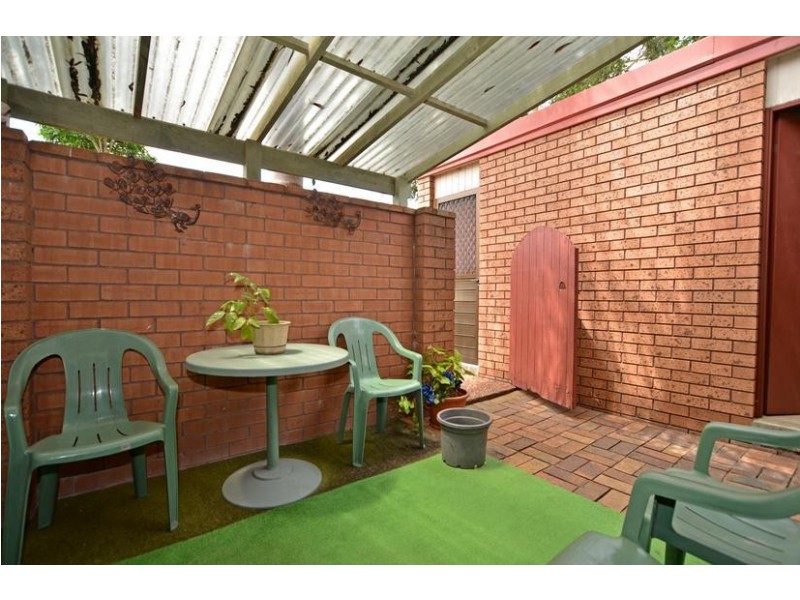 2/98 Springwood St, Ettalong Beach NSW 2257