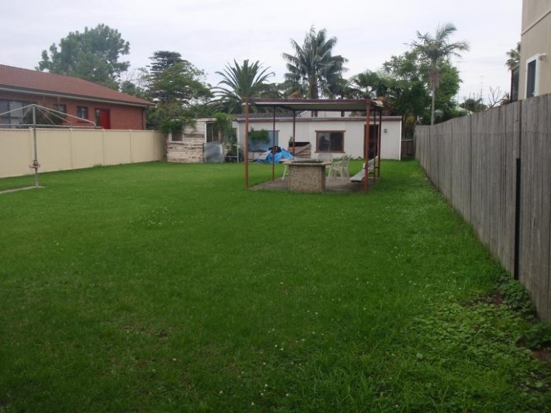 141 Booker Bay Rd, Booker Bay NSW 2257