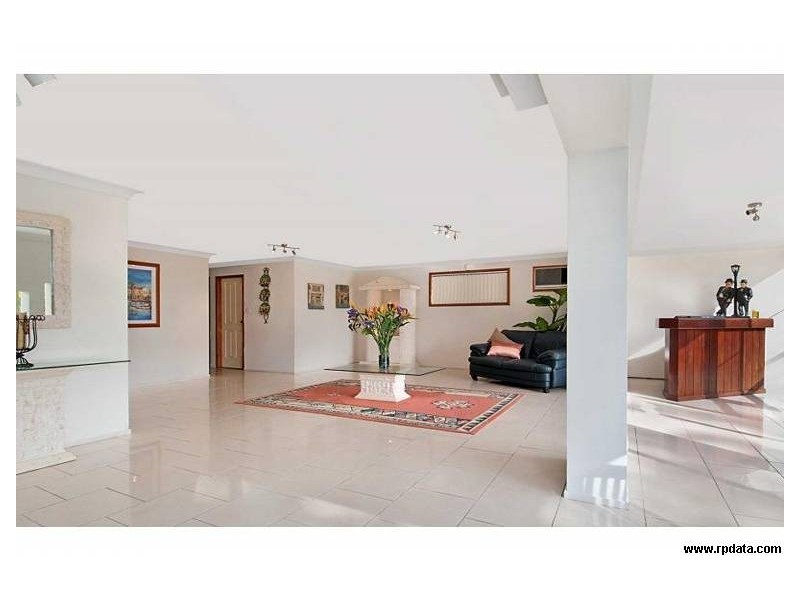 6 Cuttlefish, St Huberts Island NSW 2257