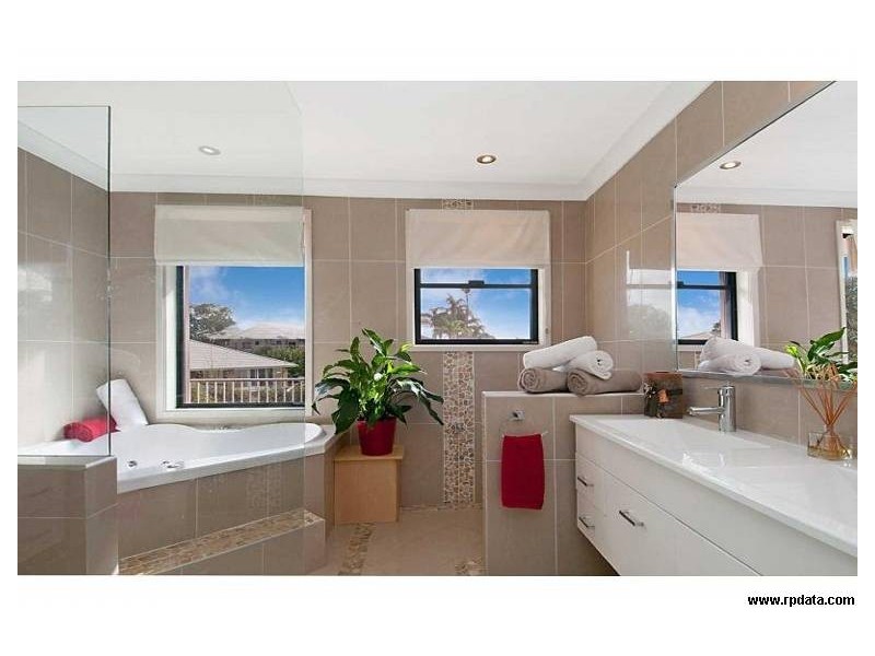 6 Cuttlefish, St Huberts Island NSW 2257