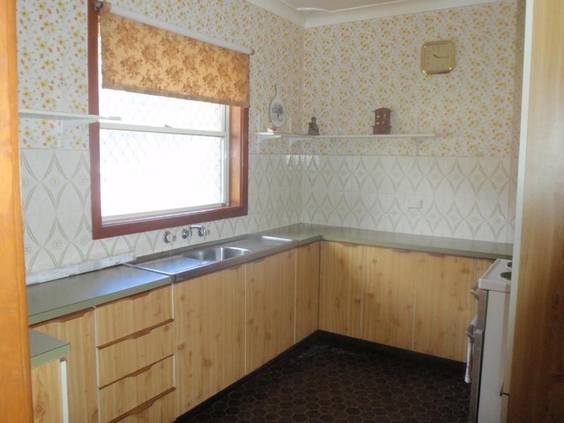 302 Burge Road, Woy Woy NSW 2256