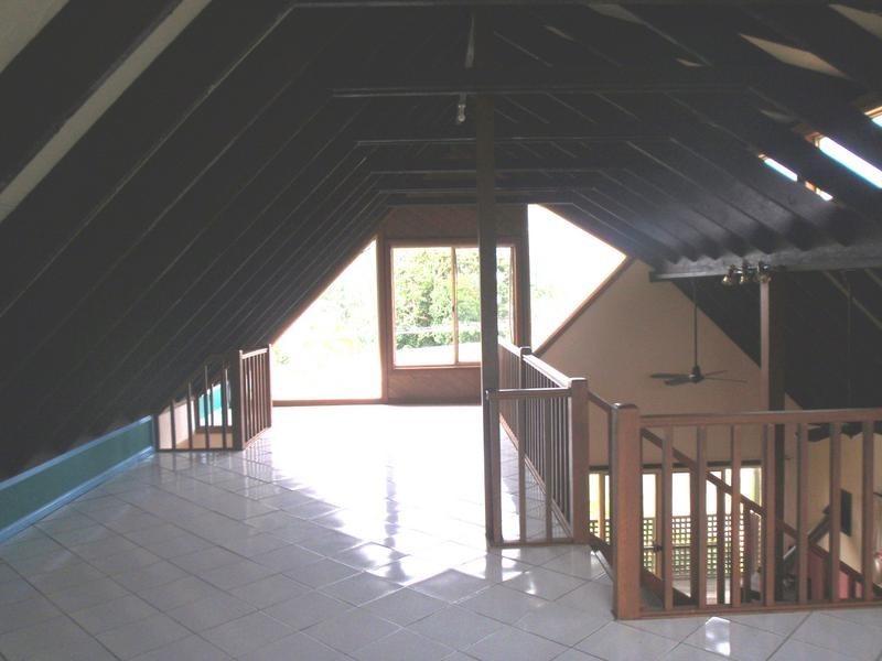 9 Lalina Ave, Woy Woy NSW 2256