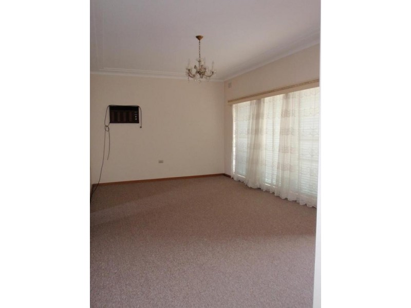 192 Memorial Avenue, Ettalong Beach NSW 2257