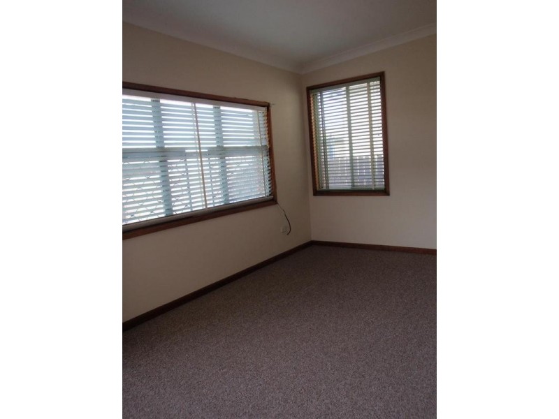 192 Memorial Avenue, Ettalong Beach NSW 2257