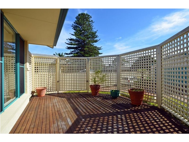 1/30 Bogan Rd, Booker Bay NSW 2257