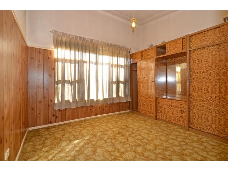 78 Barrenjoey Rd, Ettalong Beach NSW 2257