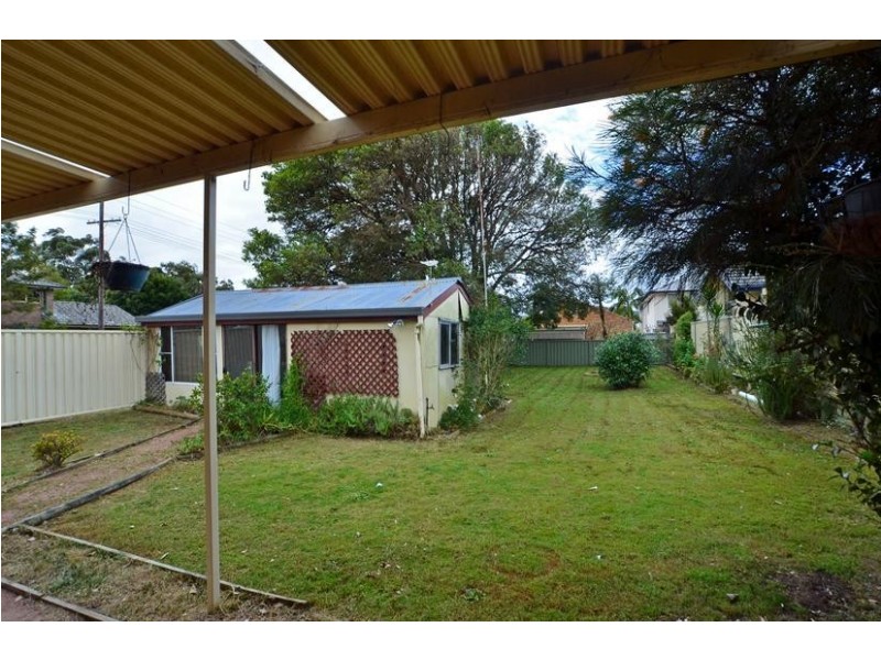 27 Webb Rd, Booker Bay NSW 2257