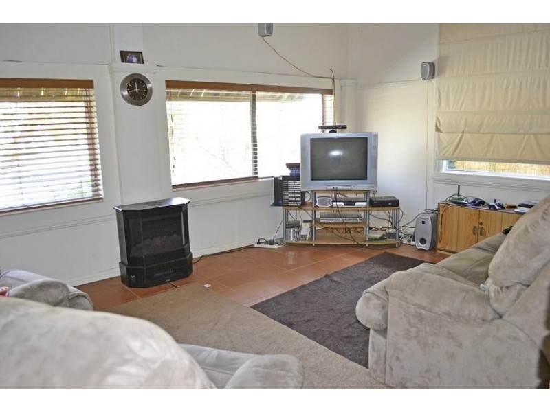 18 Jacaranda Ave, Patonga NSW 2256